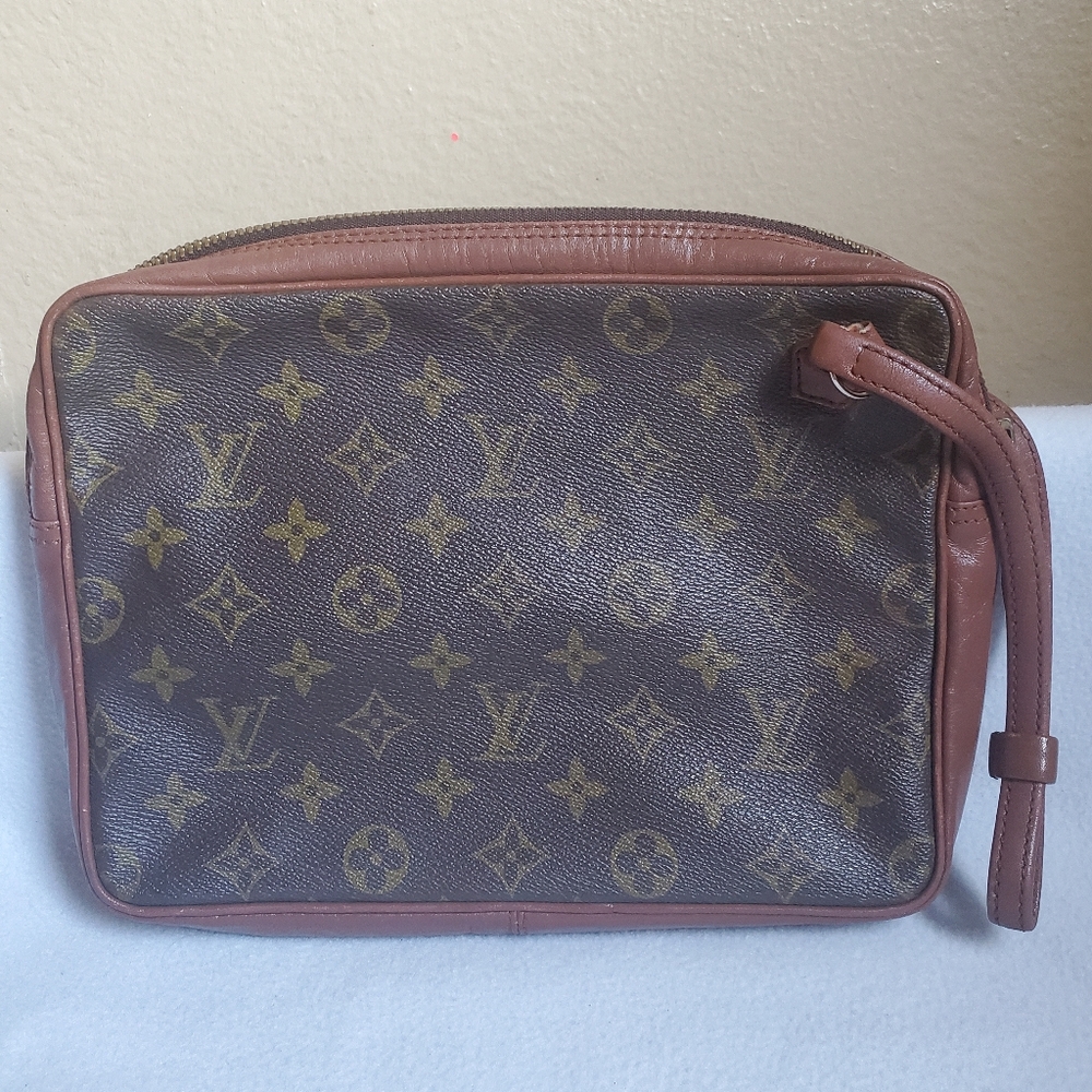 Louis Vuitton Pouch
